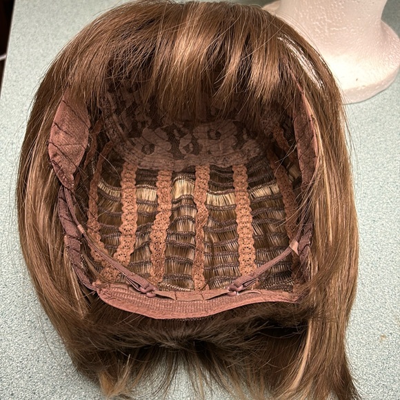 Gorgeous 8inch Pixie Women’s Wig - Picture 7 of 8